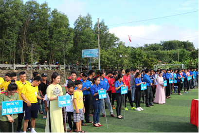 Đoàn huyện Ba Tơ khai mạc giải bóng đá mini Nam năm 2020