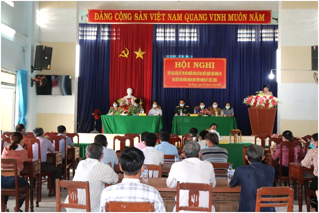 Ứng cử viên Đại biểu Quốc hội và HĐND tỉnh tiếp xúc cử tri xã Ba Động; Ba Liên và Ba Thành
