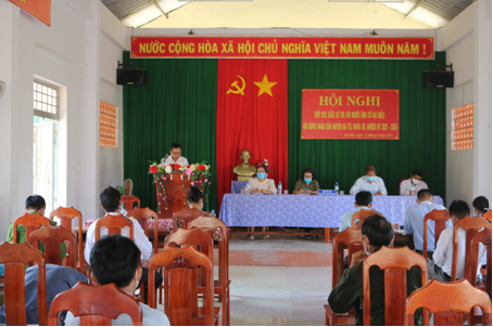 Ứng cử viên Đại biểu Hội đồng nhân dân huyện gặp gỡ, tiếp xúc cử tri tại xã Ba Điền