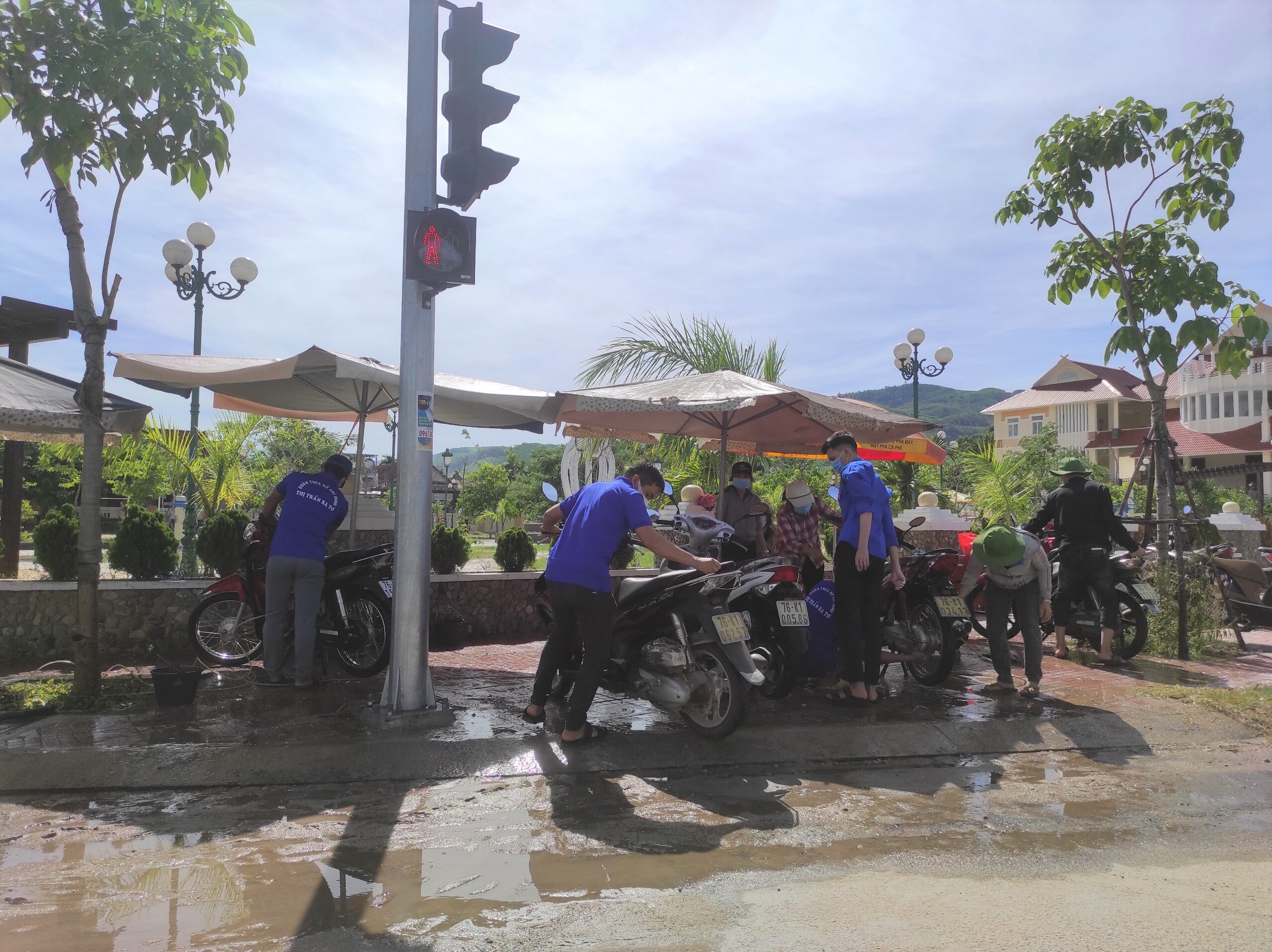 Chương trình “Rửa xe gây quỹ ” giúp người dân Thành phố Hồ Chí Minh
