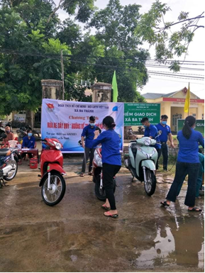 Đoàn xã Ba Thành tổ chức chương trình rửa xe gây quỹ “Hướng về thành phố Hồ Chí Minh”
