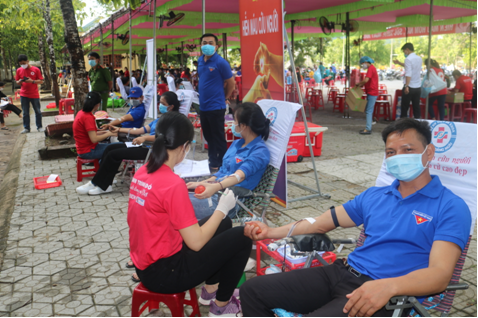 Huyện Ba Tơ tổ chức Hiến máu tình nguyện đợt 2 năm 2021