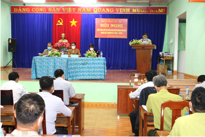 Tổ Đại biểu số 3, HĐND huyện tiếp xúc cử tri xã Ba Tô