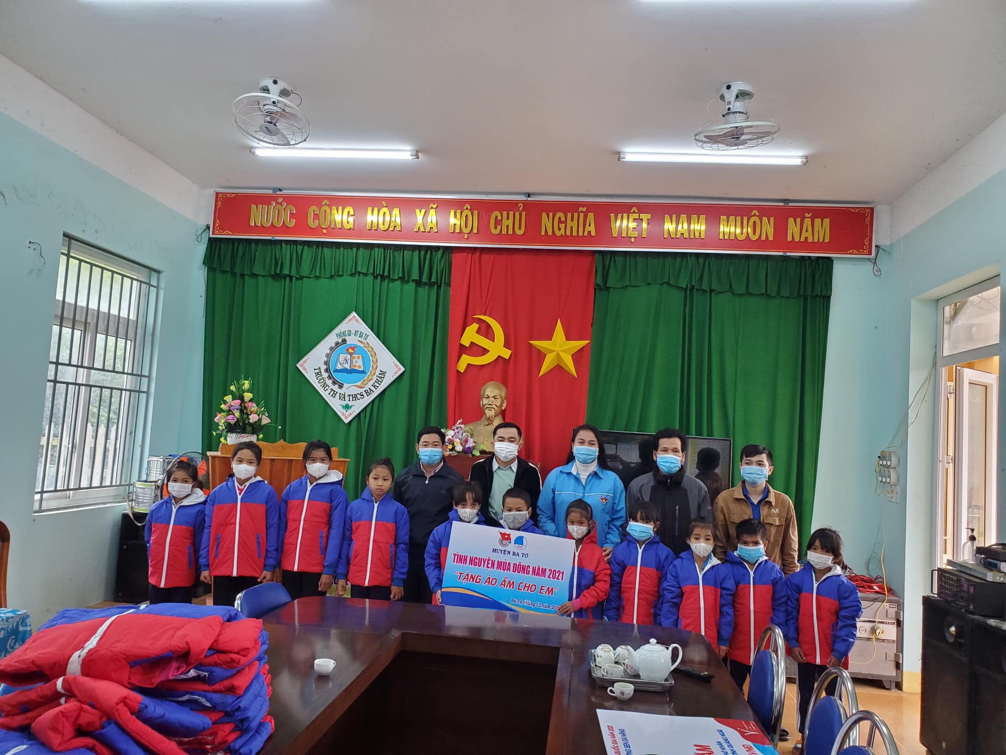 Đoàn huyện – Hội LHTN Việt Nam huyện Ba Tơ Tổ chức khởi động chương trình tình nguyện mùa đông năm 2021