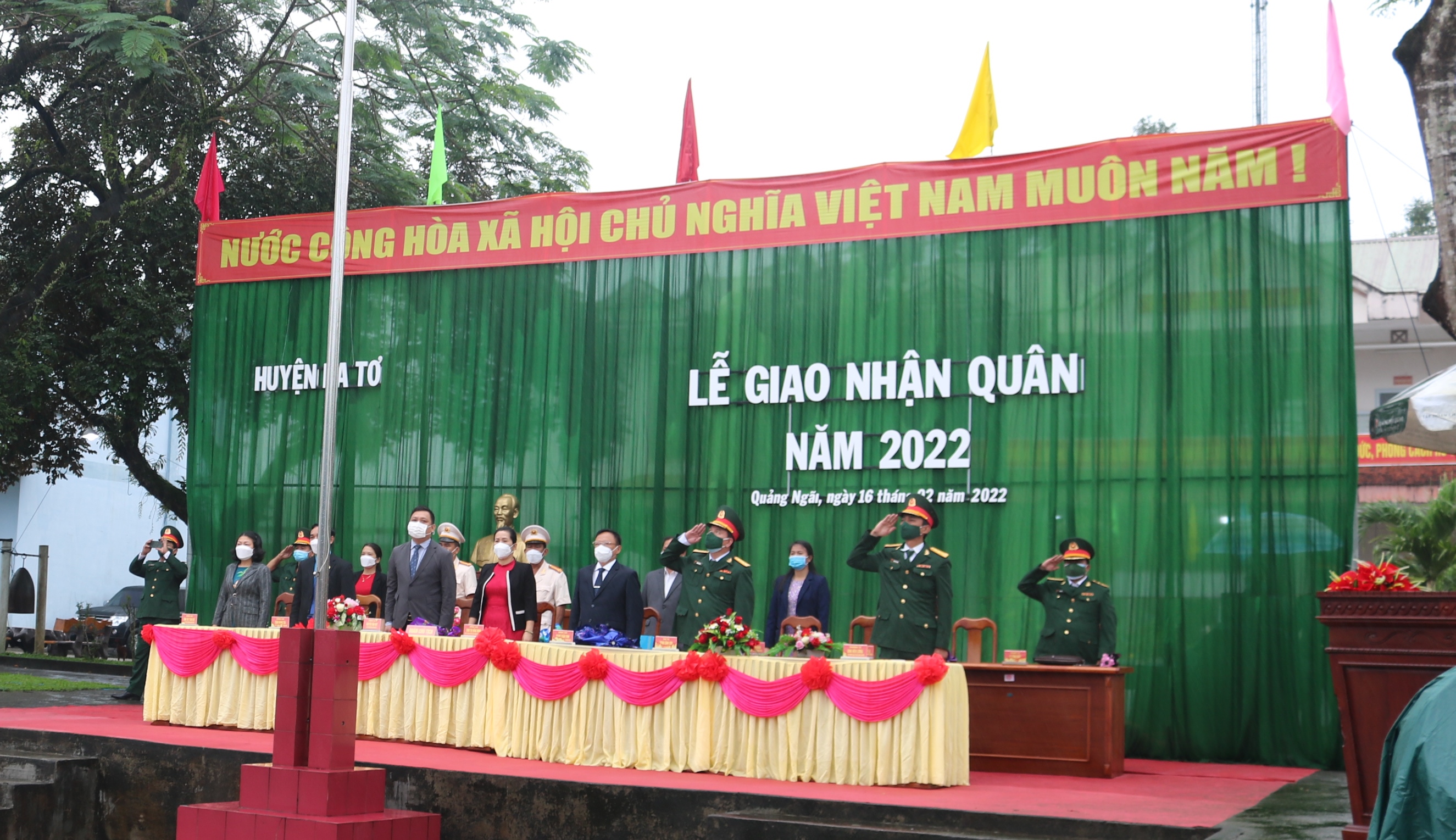132 công dân huyện Ba Tơ lên đường thực hiện nghĩa vụ Quân sự và Công an Nhân dân