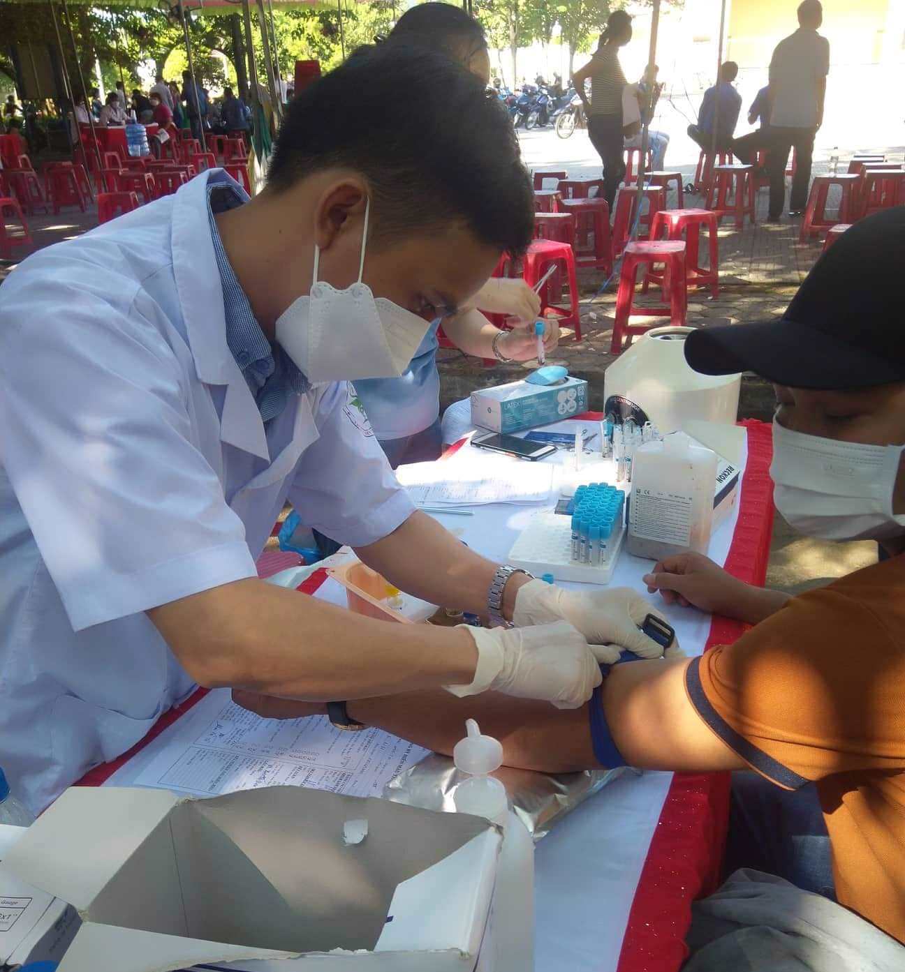 360/200 đơn vị máu được hiến đợt hiến máu tình nguyện lần 2 năm 2022 tại huyện Ba Tơ