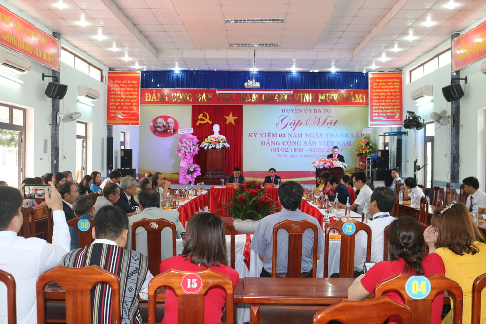 Tổ chức gặp mặt kỷ niệm 93 năm Ngày thành lập Đảng Cộng sản Việt Nam (3/2/1930-3/2/2023)