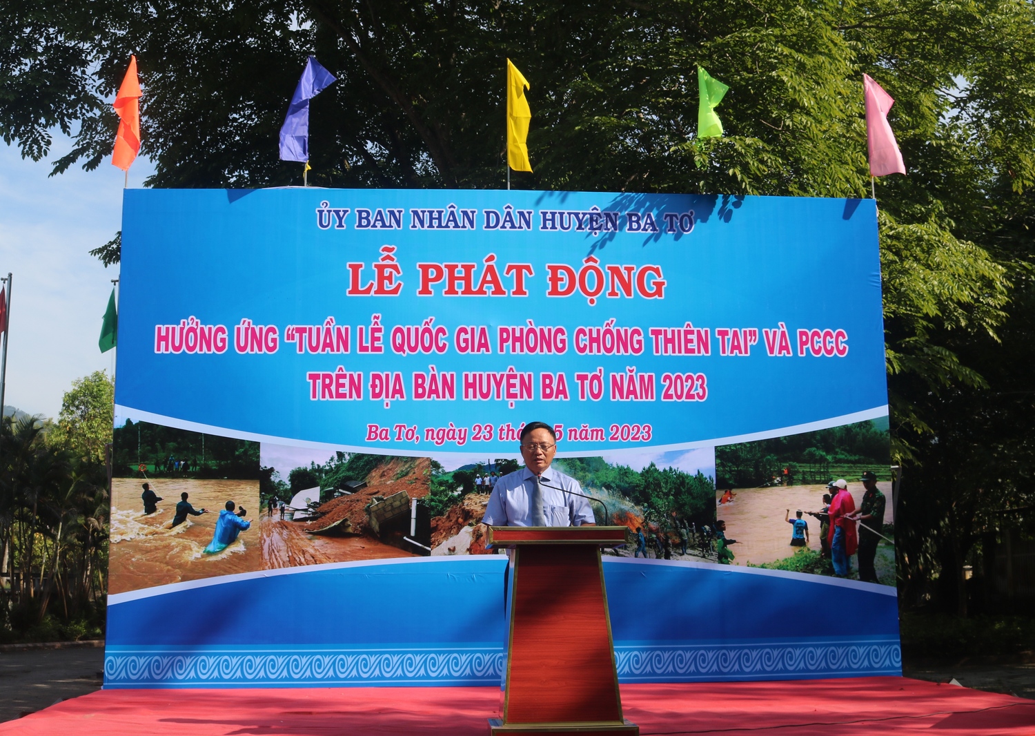 Lễ phát động hưởng ứng “Tuần lễ Quốc gia phòng chống thiên tai” và PCCC trên địa bàn huyện Ba Tơ năm 2023