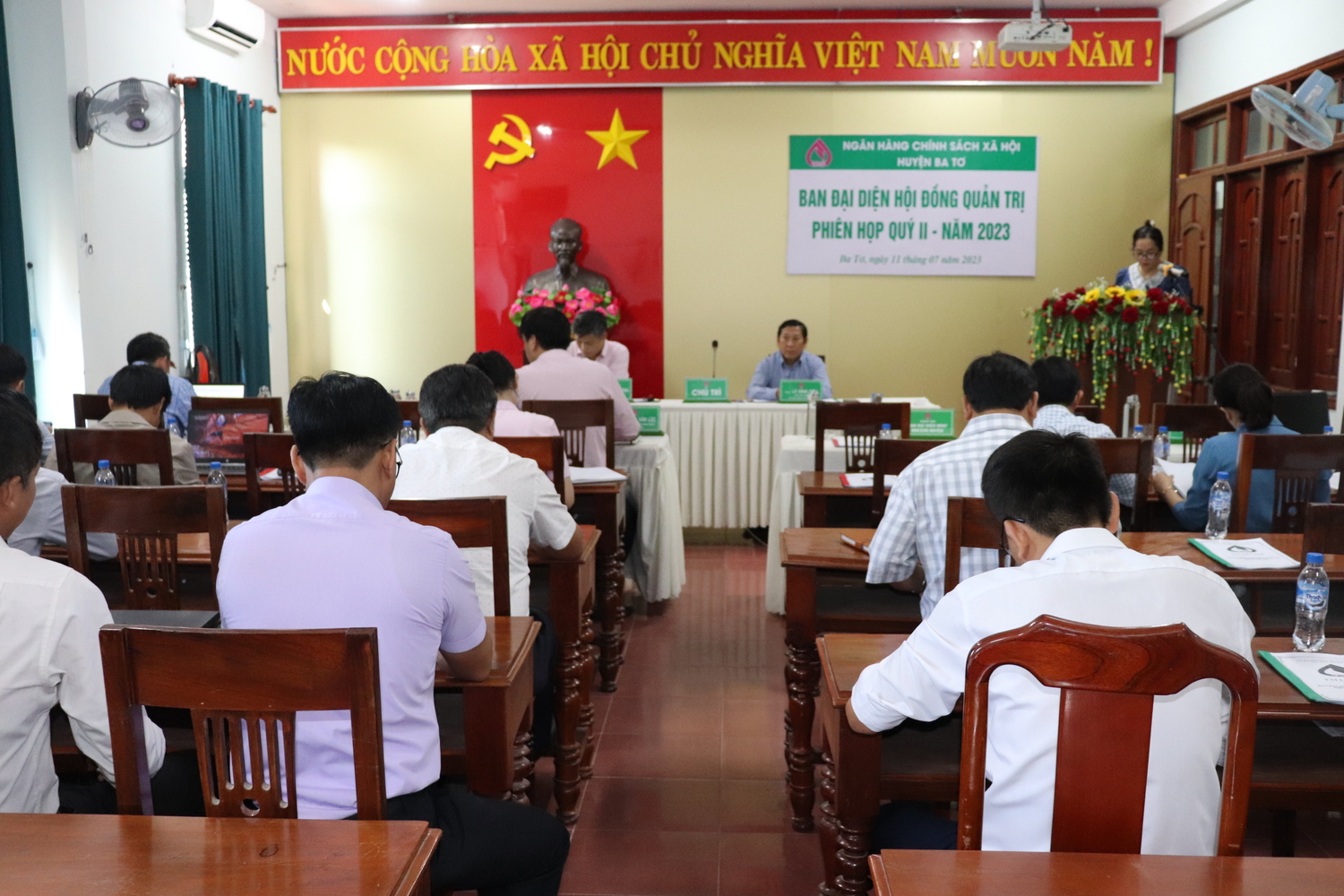 Ban đại diện Hội đồng quản trị NHCSXH huyện Ba Tơ họp đánh giá kết quả quý II, triển khai nhiệm vụ quý III năm 2023