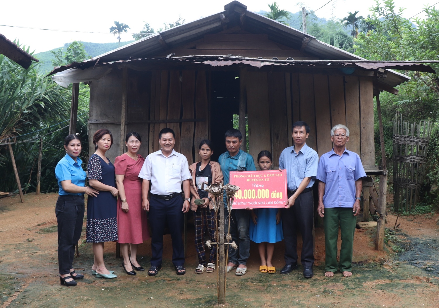 Phong trào “Ngôi nhà 1.000 đồng” tại huyện miền núi Ba Tơ phát huy hiệu quả
