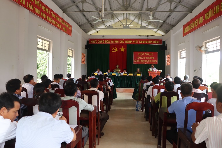 Đại biểu Hội đồng nhân dân tỉnh, huyện tiếp xúc cử tri xã Ba Điền và Ba Vinh