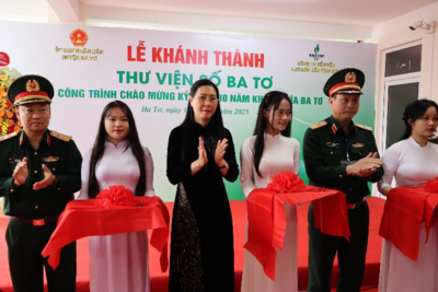 Khánh thành Thư viện số Ba Tơ