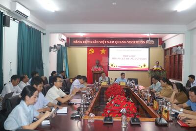 UBND huyện Ba Tơ tổ chức phiên họp thường kỳ tháng 4/2025