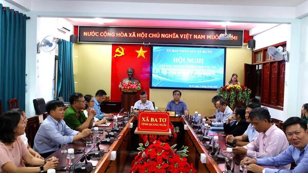UBND XÃ BA TƠ GẶP MẶT DOANH NGHIỆP NHÂN NGÀY DOANH NHÂN VIỆT NAM 13/10